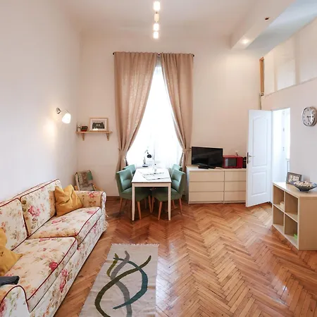 Apartment Fatcat Bucharest