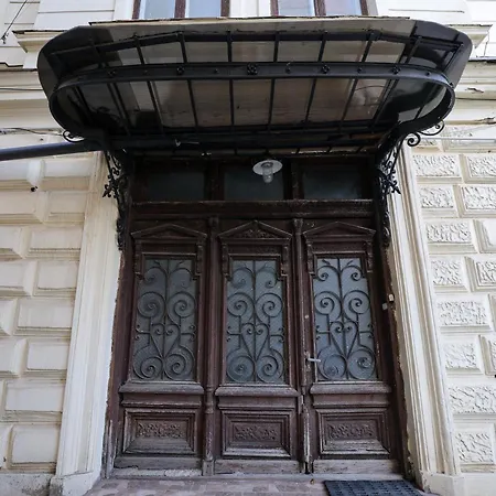 Fatcat Апартаменти *